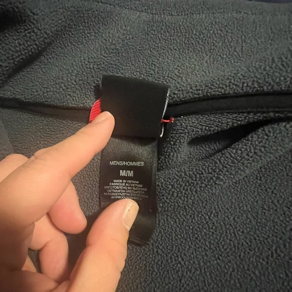 The North Face Men's Olive Performance Jacket - Picture 3 of 3